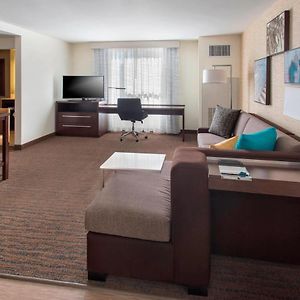 One-Bedroom King Suite